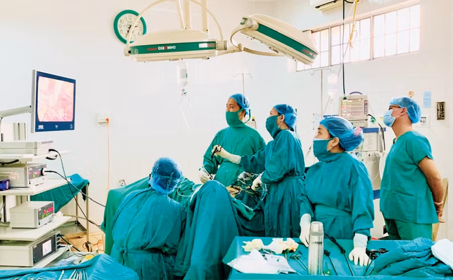 Bệnh viện Đa khoa Gia Lai triển khai nhiều kỹ thuật cao đáp ứng nhu cầu điều trị cho người dân, hạn chế tình trạng chuyển tuyến. Ảnh: Như Nguyện