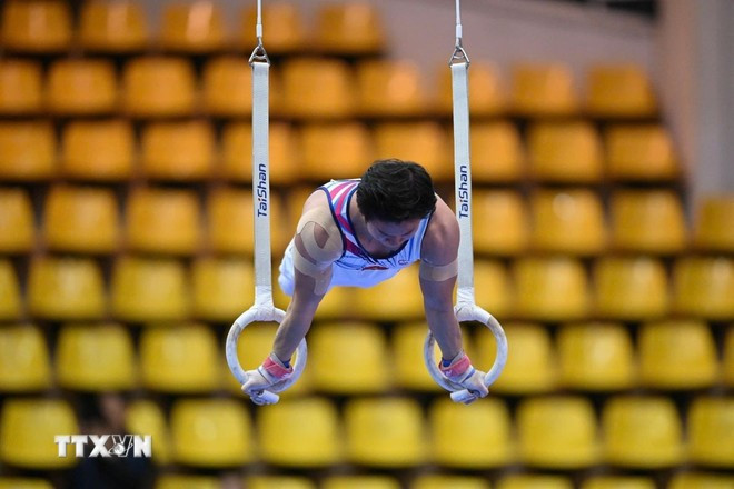 Karate và Thể dục dụng cụ tỏa sáng để mang HCV về cho đoàn Việt Nam. (Ảnh: TTXVN)