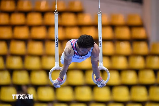 Karate và Thể dục dụng cụ tỏa sáng để mang HCV về cho đoàn Việt Nam. (Ảnh: TTXVN)