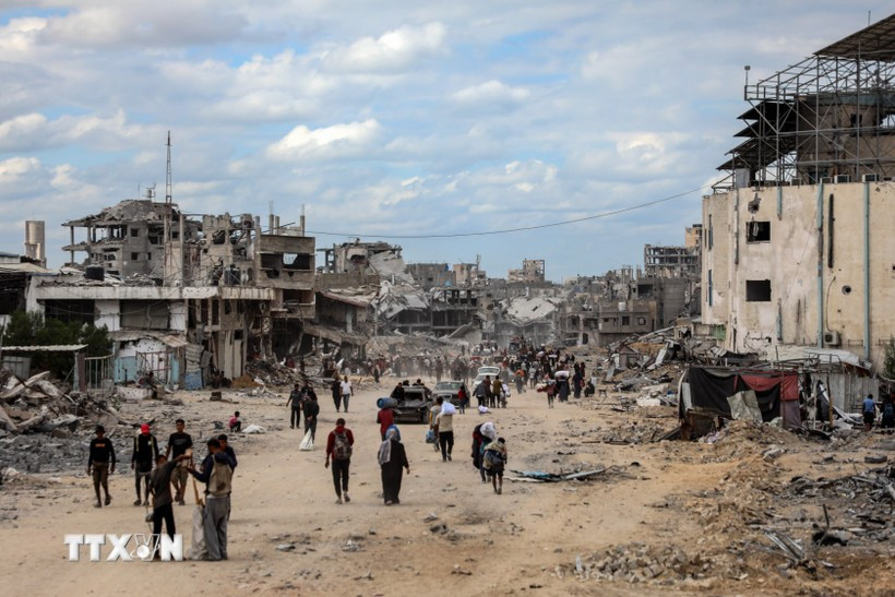 Người dân Palestine tại Dải Gaza. (Ảnh: THX/TTXVN)