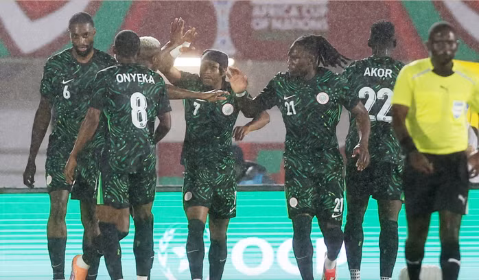 Nigeria quá mạnh so với Mozambique