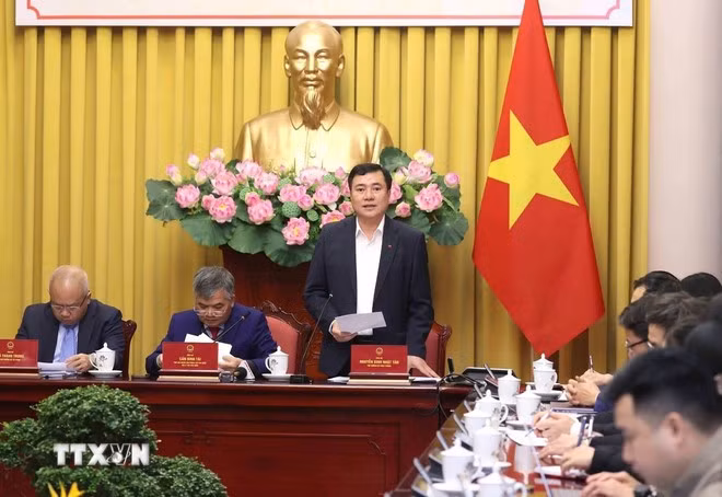 Thứ trưởng Bộ Công Thương Nguyễn Sinh Nhật Tân phát biểu. (Ảnh: An Đăng/TTXVN)