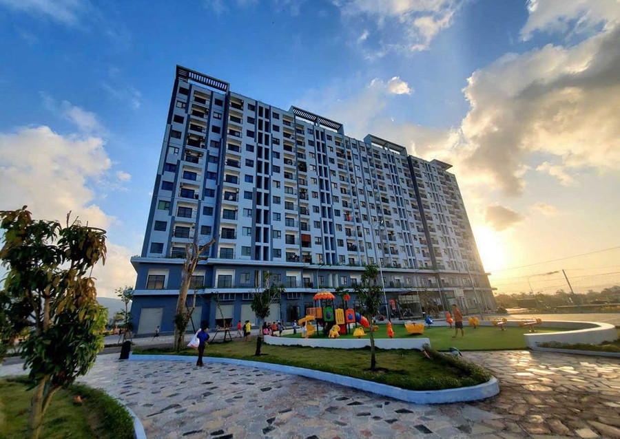 Nhà ở xã hội Ecohome Nhơn Bình xây dựng theo tiêu chuẩn công trình xanh EDGE. Ảnh: H.T