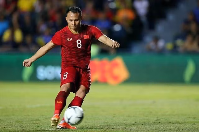 Trọng Hoàng chơi rất hay ở hành lang phải. ẢNH: NGỌC LINH