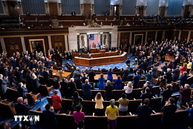 quang-canh-phien-hop-quoc-hoi-my.jpg