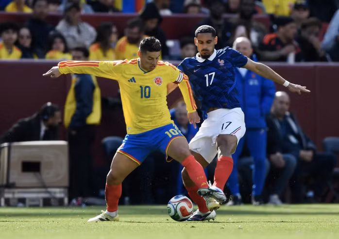 James Rodriguez không giúp Colombia tạo được thế trận sòng phẳng trước người Pháp