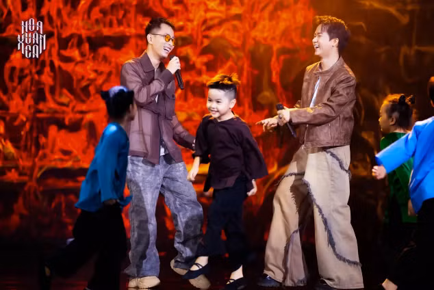 Bùi Công Nam được biết đến với nhiều ca khúc Tết nổi tiếng