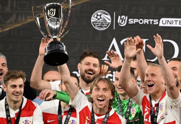 Croatia là đương kim vô địch của FIFA Series.