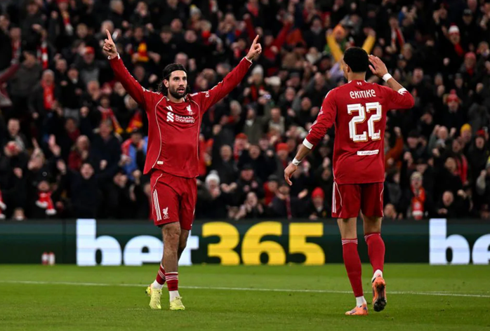 Dominik Szoboszlai gỡ hòa 1-1 cho Liverpool, nhưng...