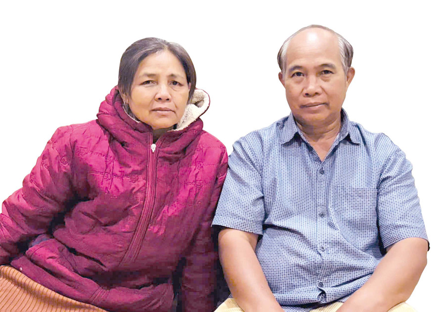 Hơn 30 năm qua, vợ chồng bác sĩ Nay Blum luôn đồng hành trong công tác chăm sóc sức khỏe của người dân trên địa bàn. Ảnh: Hồng Thương