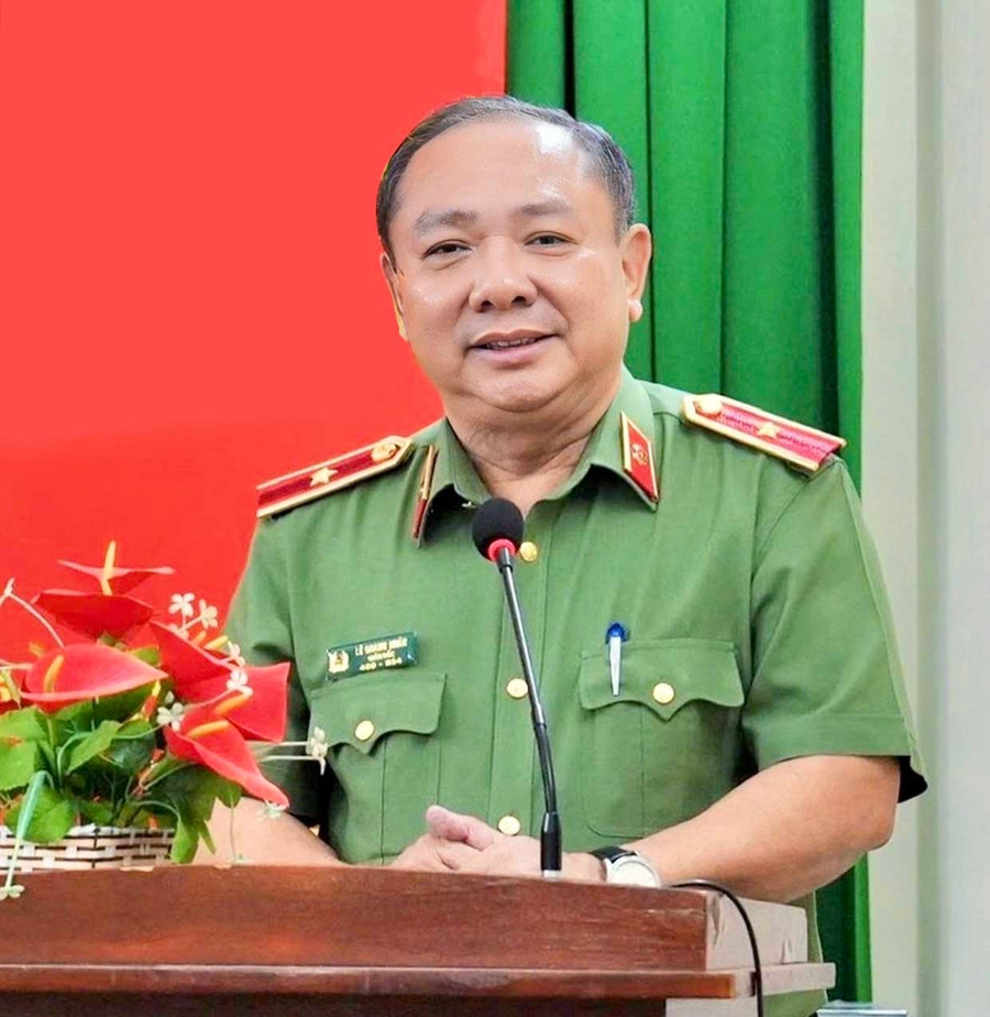 Thiếu tướng Lê Quang Nhân, Giám đốc Công an tỉnh.