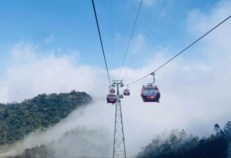 Cáp treo Ba Na Hills, Đà Nẵng, Việt Nam.