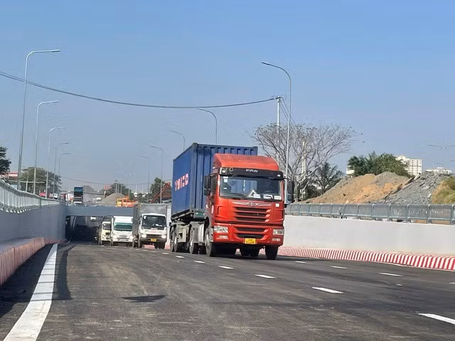 Hầm chui Hầm HC1 thông xe sáng nay