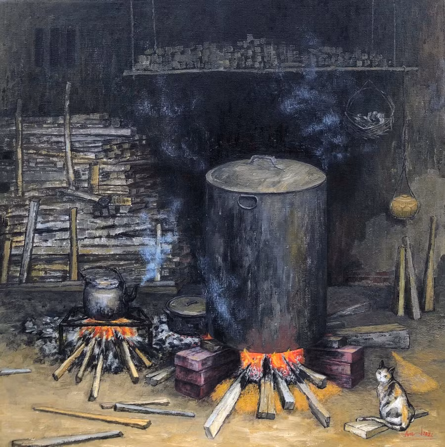 Góc bếp bình dị, chỉ nhìn nồi nấu bánh chưng là biết tết đang về. ẢNH: NVCC