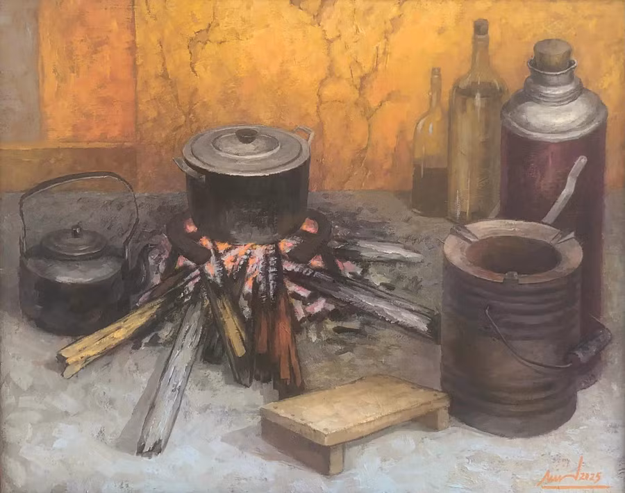 Những hiện vật nơi bếp củi với nhiều người giờ chỉ còn là ký ức