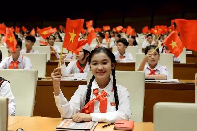 Phiên họp là "cầu nối" giúp thiếu nhi thể hiện tiếng nói, nguyện vọng của mình. ẢNH: BẢO ANH