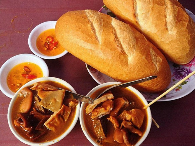 Phá lấu bò. Phá lấu bò.