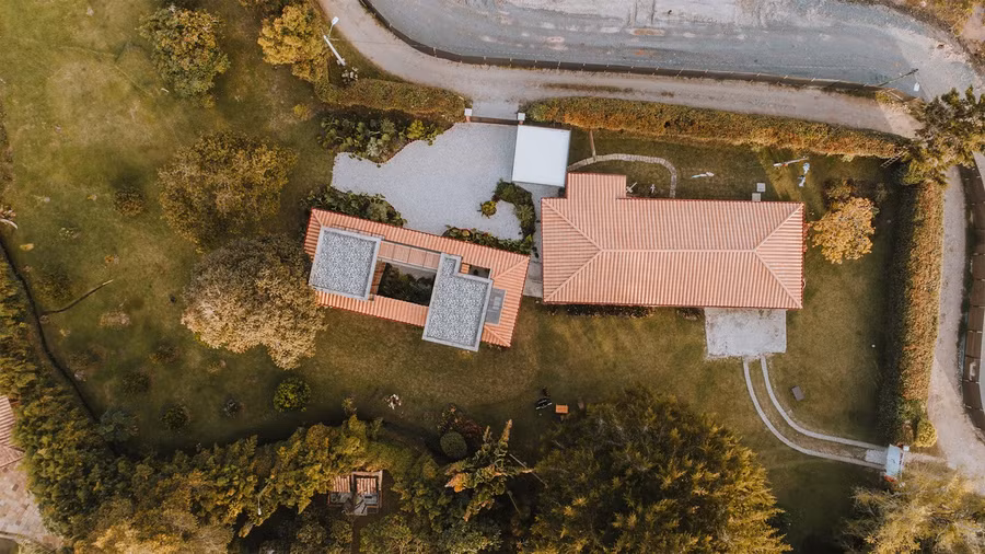 Dự án trở thành minh chứng cho việc kiến trúc có thể thích nghi với thời gian. Những can thiệp về không gian là cụ thể những không tĩnh tại, mang đến khả năng thích nghi với những thế hệ khác nhau, nhu cầu khác nhau và phong cách sống thay đổi theo thời gian.