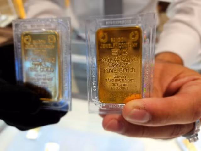 Giá vàng miếng SJC tăng tiếp