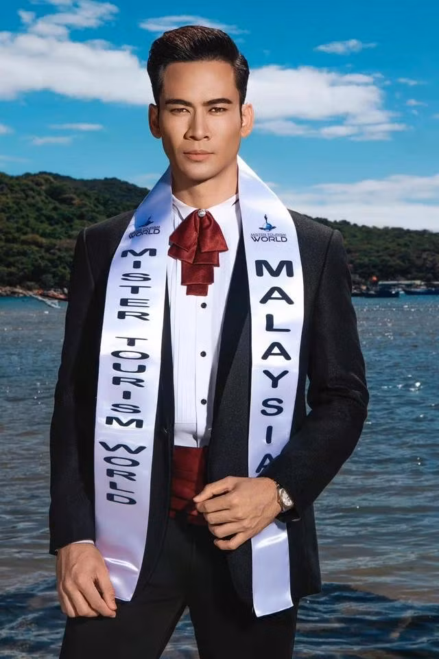 Ban tổ chức Nam vương Du lịch Quốc tế 2025 tại Việt Nam không công nhận kết quả Asyraf Dasley (Malaysia) là nam vương. ẢNH: MTWO