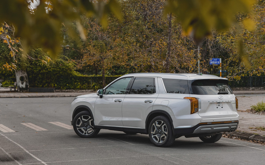 Hyundai Palisade được trang bị khối động cơ dầu, dung tích 2.2L, cho công suất 200 mã lực.