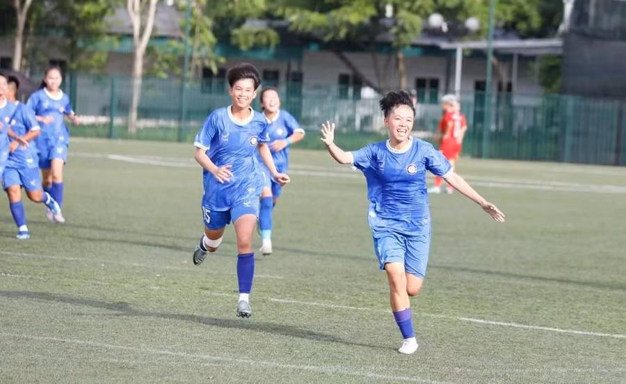 U.16 Sơn La và niềm vui thắng trận. Ảnh: VFF