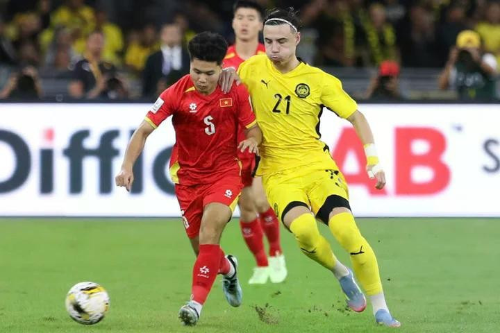 Đội tuyển Việt Nam hoàn toàn thua kém Malaysia với dàn sao nhập tịch. dansao.jpg