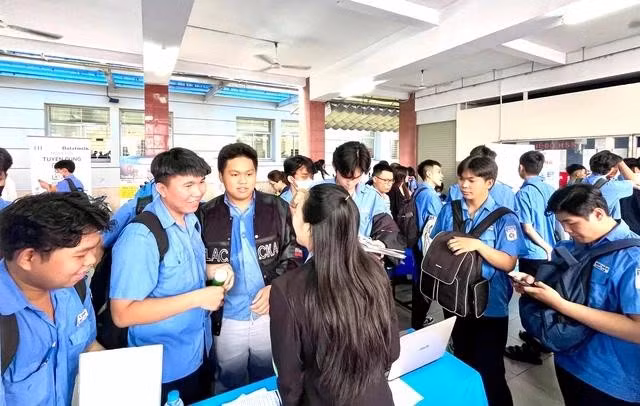 Điểm chuẩn xét học bạ nhiều ngành ở Trường CĐ Kỹ thuật Cao Thắng tăng so với năm 2024