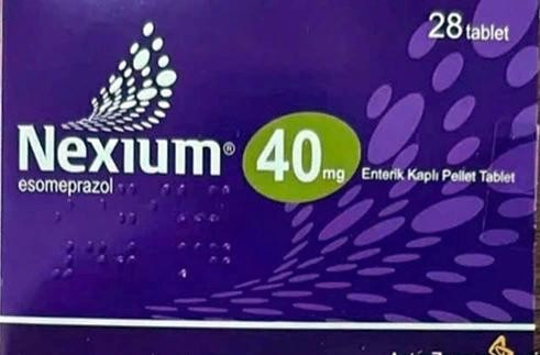 Sở Y tế Hà Nội yêu cầu truy tìm thuốc giả Nexium® 40mg, không có giấy phép lưu hành. ẢNH: DAV.GOV.VN Sở Y tế Hà Nội yêu cầu truy tìm thuốc giả Nexium® 40mg, không có giấy phép lưu hành. ẢNH: DAV.GOV.VN
