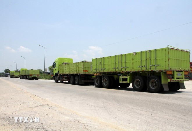 Trong nước doanh nghiệp không thể đăng kiểm, đăng ký, sử dụng dòng xe “hai khúc” này. (Ảnh: Văn Tý/TTXVN) Trong nước doanh nghiệp không thể đăng kiểm, đăng ký, sử dụng dòng xe “hai khúc” này. (Ảnh: Văn Tý/TTXVN)