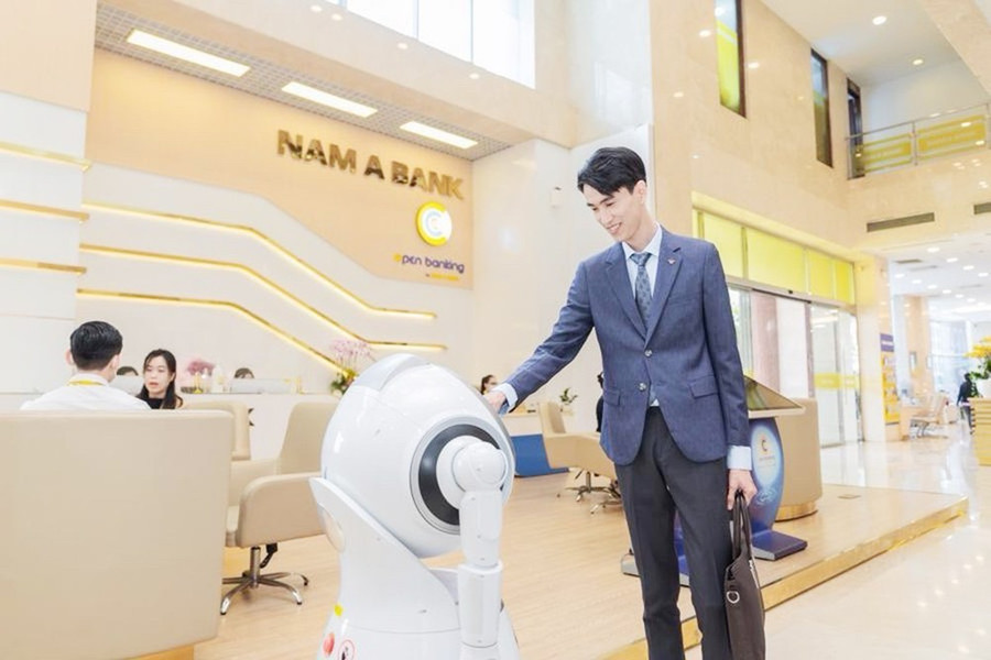 Sử dụng AI để theo dõi giao dịch khách hàng tại Nam A Bank. Ảnh: Minh Huy Sử dụng AI để theo dõi giao dịch khách hàng tại Nam A Bank. Ảnh: Minh Huy
