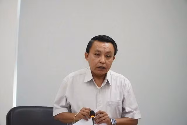 Ông Phan Văn Hoàng, Phó giám đốc Sở VH-TT-DL tỉnh Kon Tum, phát biểu tại họp báo. ẢNH: ĐỨC NHẬT