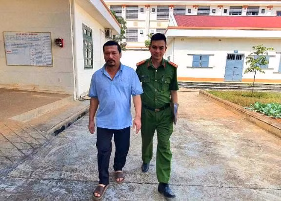 Chủ quán karaoke Lê Đình Phi bị khởi tố, bắt tạm giam. ẢNH: CACC