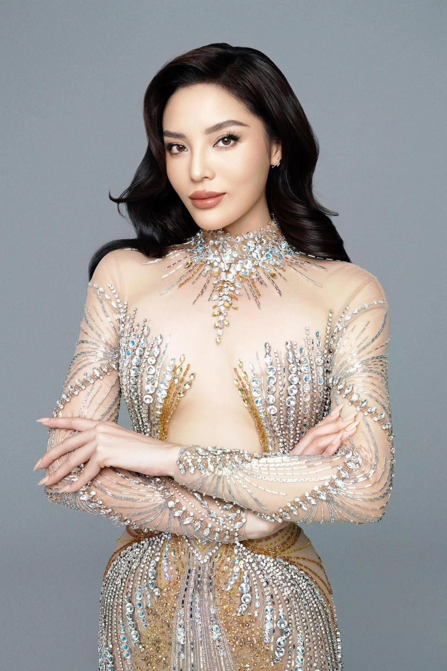 Ngày 13.11 cũng đánh dấu sinh nhật thứ 28 của Miss Universe Vietnam 2024. Cô chia sẻ rằng đây là sinh nhật đặc biệt và đáng nhớ khi mình đón tuổi mới ở một nơi xa, lại trong giai đoạn quan trọng của cuộc đua giành vương miện Hoa hậu Hoàn vũ 2024. &quot;Chỉ còn vài ngày nữa là sẽ đến đêm chung kết rồi. Chúc cho bản thân sẽ luôn vững tâm, tự tin, tỏa sáng nhất để mang đến hình ảnh đẹp nhất của Việt Nam tại đấu trường quốc tế. Mọi người tiếp thêm sức mạnh cho Kỳ Duyên nhé!&quot;, nàng hậu bày tỏ. ẢNH: FBNV