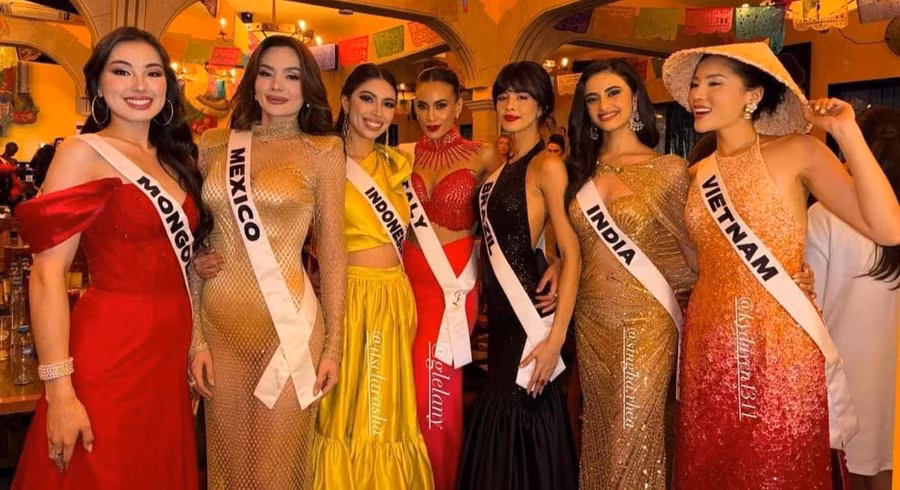 Nguyễn Cao Kỳ Duyên lên đường sang Mexico dự thi Hoa hậu Hoàn vũ 2024 từ cuối tháng 10 vừa qua. Trong khoảng 2 tuần nhập cuộc, người đẹp tích cực tham gia các hoạt động bên lề cuộc thi cùng hơn 100 thí sinh đến từ nhiều quốc gia và vùng lãnh thổ trên thế giới. ẢNH: CHỤP MÀN HÌNH