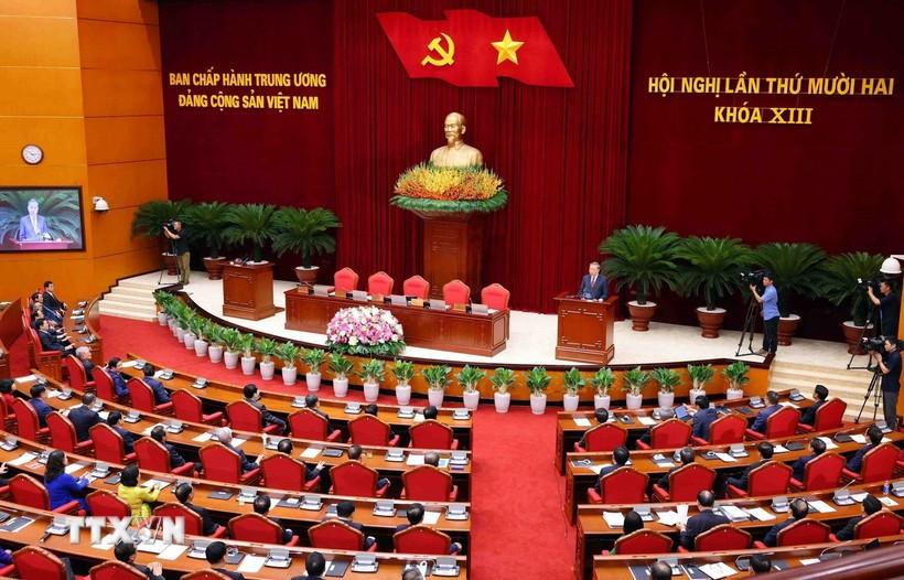 Quang cảnh Hội nghị lần thứ mười hai Ban Chấp hành Trung ương Đảng khóa XIII. (Ảnh: Phạm Kiên/TTXVN) 1dv.jpg