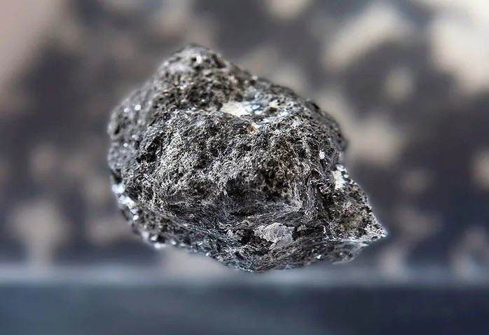 Một mẫu đá Mặt Trăng mà tàu Apollo 17 - cũng là tàu Apollo cuối cùng - của NASA đem về - Ảnh: NASA