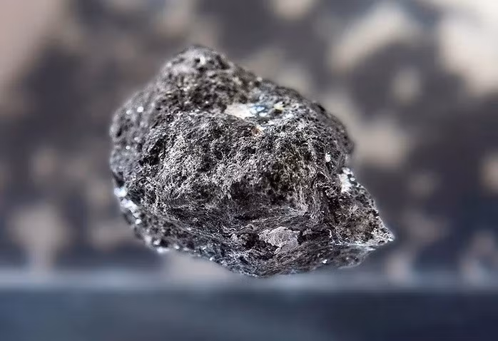 Một mẫu đá Mặt Trăng mà tàu Apollo 17 - cũng là tàu Apollo cuối cùng - của NASA đem về - Ảnh: NASA