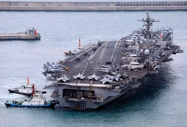 tau-san-bay-uss-carl-vinson-den-cang-busan-han-quoc-ngay-2-3-anh-ap.jpg
