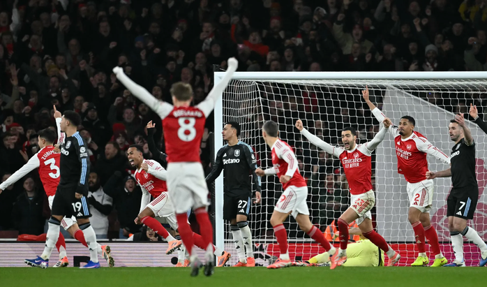 Gabriel Magalhaes mở tỉ số cho 'Pháo thủ'