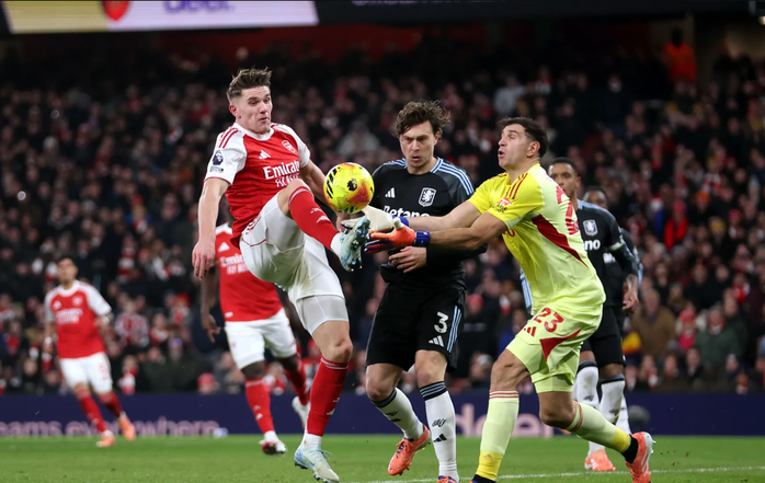 Arsenal vững vàng ngôi đầu bảng trong chặng đấu mùa Đông