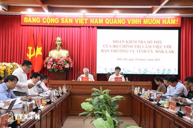 Quang cảnh buổi làm việc. (Ảnh: Tuấn Anh/TTXVN)