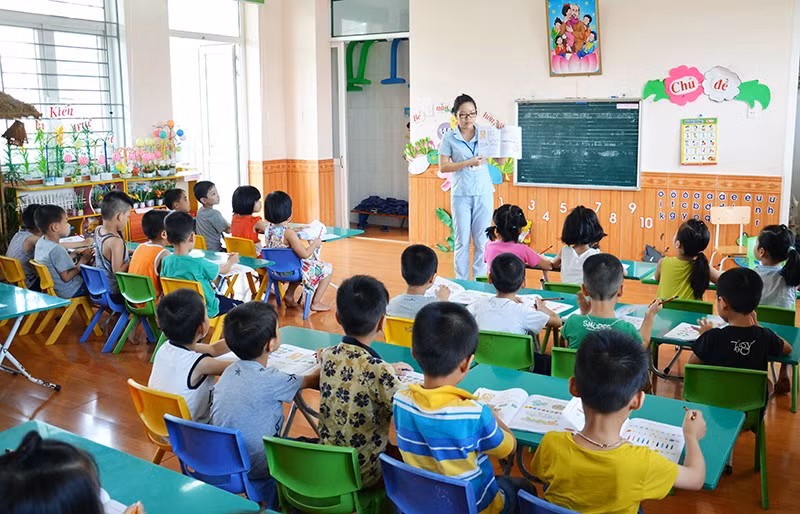yeu-cau-phat-trien-giao-duc-mam-non-trong-tinh-hinh-moi-1691118359250369055779-1.jpg