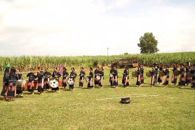 Người Ba Na có đời sống văn hóa, tinh thần phong phú, đặc sắc thể hiện qua hệ thống các lễ hội truyền thống