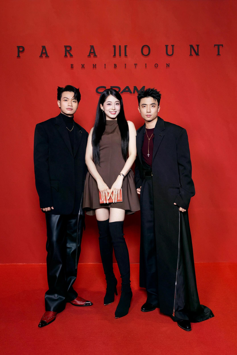 Á hậu Phương Nga đồng hành cùng Cường Đàm trong nhiều dự án. Vì vậy, cô sắp xếp thời gian bay vào TP.HCM để ủng hộ tinh thần nhà thiết kế. Ảnh: BTC