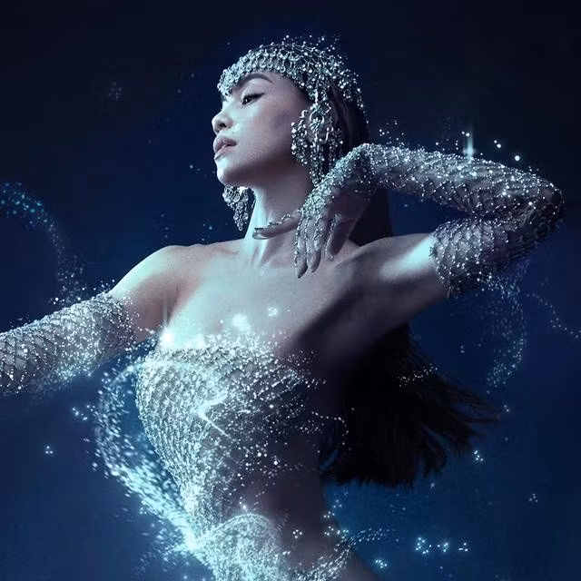 Hồ Ngọc Hà chia sẻ cô từng rơi vào trạng thái bế tắc, mất cảm hứng sáng tạo. ẢNH: NSCC