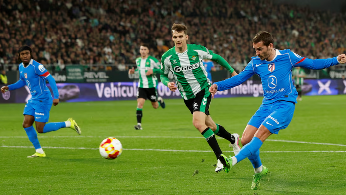 ... và kiến tạo cho Griezmmann ghi bàn thứ tư