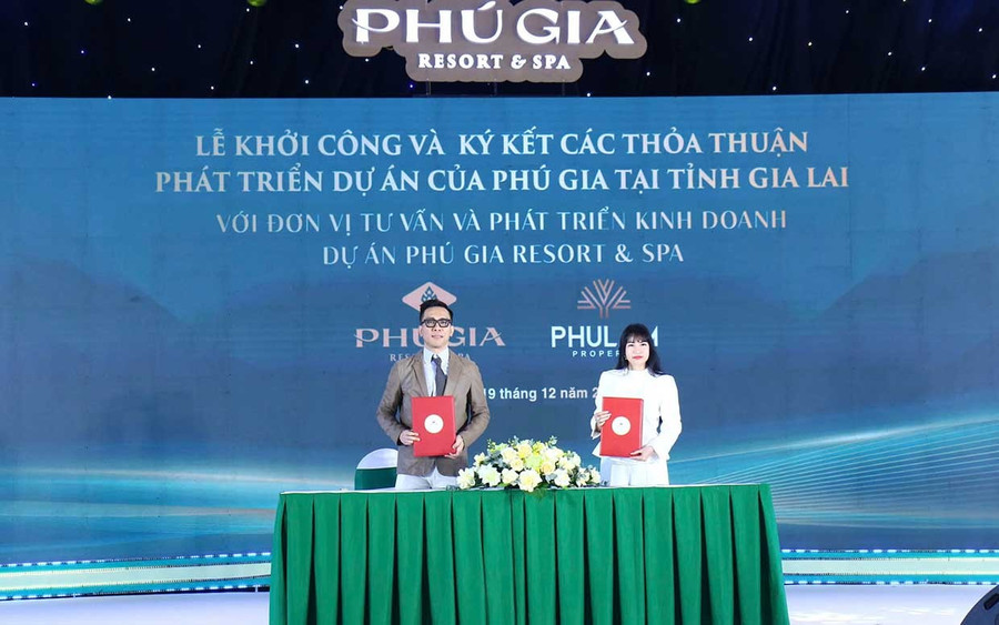 Công ty CP Đầu tư Phát triển hạ tầng Phú Gia ký kết với đối tác triển khai Dự án điểm số 2 (2-2) Khu du lịch biển Nhơn Lý-Cát Tiến. Ảnh: T.Sỹ