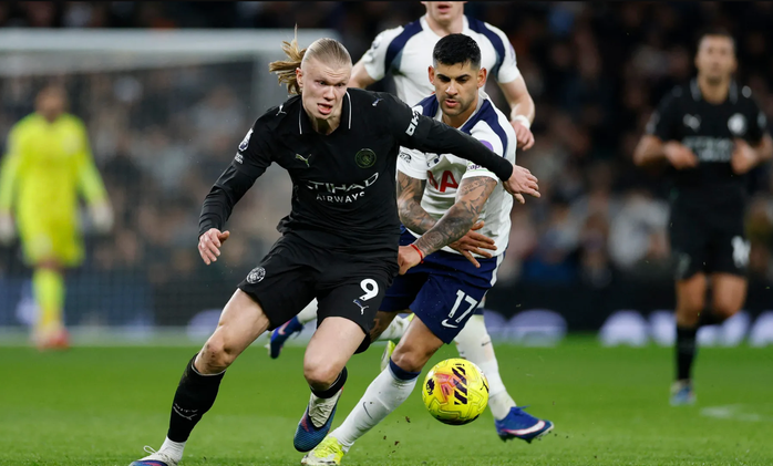 Erling Haaland bị phong tỏa cả trận