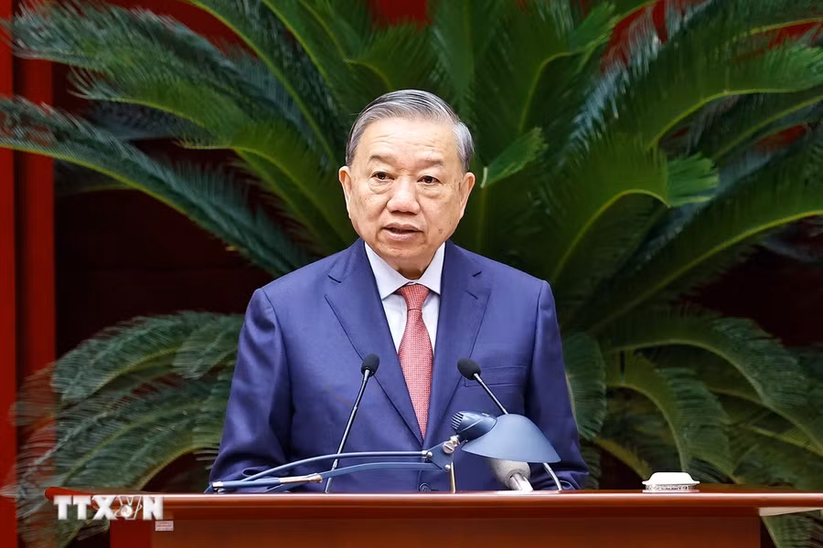 Tổng Bí thư Tô Lâm phát biểu khai mạc Hội nghị lần thứ 15 Ban Chấp hành Trung ương Đảng khóa XIII. (Ảnh: Doãn Tấn/TTXVN)